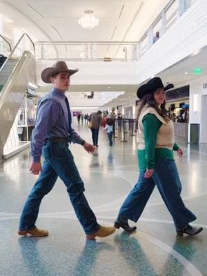 Last chance to walk through the grounds - it’s closing weekend! #FWSSR #HustleAndShow