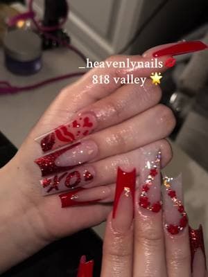 XO XO 💋🥰 #nailsoftheday #nailsnailsnails #nails2inspire  #ignails #explorepage #explore #calinails #nailtech #nailtechnician #nailvideos #nailvids #sanfernandovalley #lanails #818nails #acrylicnails #818nailtech #nails #sfvnails #longnails #lanails #nailinspo #nailinsporation #losangelesnails #losangelesnailtech #ignails #valleynails #prettynails #valentine #valentines #valentinesnails #ValentinesDay #valentinesdaynails #rednails #rednails💅 #glitternails 