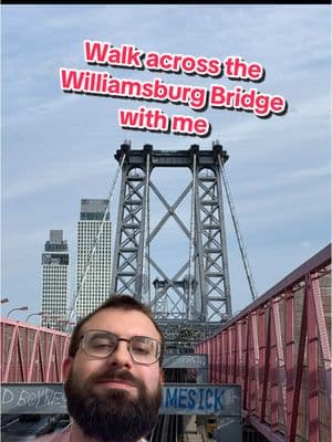 Walk along the Williamsburg bridge with me and let me yap about its engineering details #structuralengineering #bridge #nyc #williamsburg #civilengineering #steel 