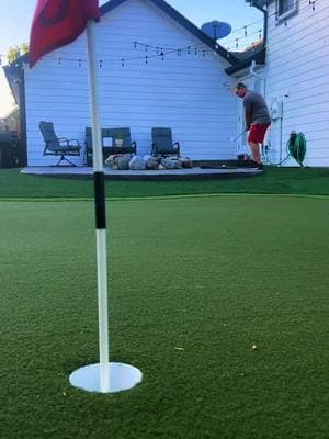 #parhopper #golf #golfswing #golfpractice #golfing #golftiktoks #golftiktok #denver #backyard #backyardvibes #fyo #foryourpage #parhoppergolf #golfcourse #golflife #turf #golfers 