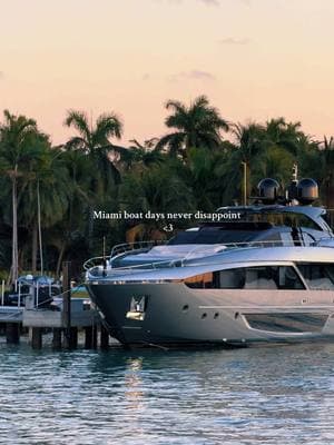 Best days 🛥️🌴🩵 #miami #miamiboatlife #miamilifestyle #miamivibes #miamilifestyleblogger #miamiyacht #miamiliving 