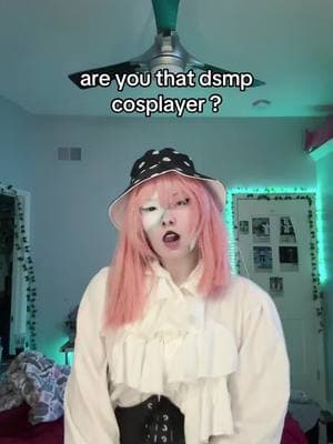 i thought this would be funny #michealcosplay #michealdsmp #michealmybeloved #dsmp #fyp #fypfypfyp #fyppp #famous 