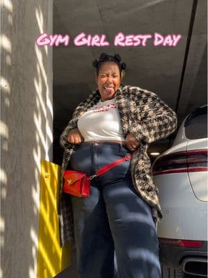 I clean up cute outside the gym 😜 #restday #plussizefit #plussizefitcheck #plussizefashion #momsdayout #chicagocheck #fluffygirl #plussizegirlsoftiktok #fatgirlfashion 