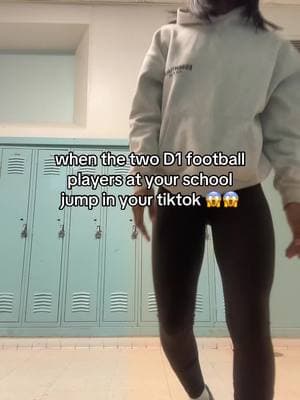 OMGGGG WE GOING VIRAL 😱😱🤸🏾‍♂️🤸🏾‍♂️🤸🏾‍♂️🤸🏾‍♂️🤸🏾‍♂️🤸🏾‍♂️🤸🏾‍♂️ #fyp #viralvideo #yaniibanned_ #foryoupage #viral #tripout #dontletthisflop #dance #blowthisup #xybca #explore #school #schoollife #schooloutfit #footballtiktok #football #d1athlete #d1football 