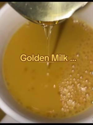 #goldenmilk #goldenmilkrecipe #goldenmilkbenefits #fyp #homecooking 