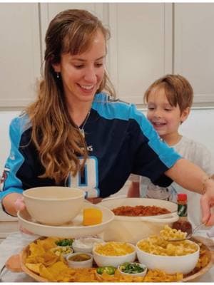 The cutest plating ever! 🥹 One of your best bets when serving a large group is buffet style! My chili bar is great for this Super Bowl Sunday, feeds a lot of people, and is perfect for personalizing. Plus, the kids love it! 🏈🩷 #SuperBowlSunday #ChiliBar #GameDayEats #BuffetStyle #FamilyFriendlyMeals #ChiliLovers #EasyEntertaining