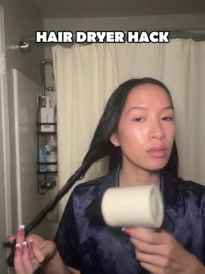 lol my very stubborn straight hair made this much more challenging #ionichairdryer #hairproducts #wavytalkhairdryer #hairtransformation #hairstyle #curlyhair #nofrizz #valentinesdaygift #wavytalk #curlyhairroutine 