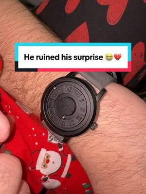 Why are men like this? 🤣💔 #boyfriend #gift #giftformyboyfriend #giftsformen #watch #elegantwatch  #watchesformen #menswatch #valentinesdaygiftsforhim #giftsforhim #giftideasformen 