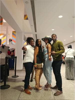 Grown Folks… #highmuseumofart #highfrequencyfriday #atlantathingstodo #blackcouples #datenight #goodvibes #family #friendships #outside #dancing #laughter 