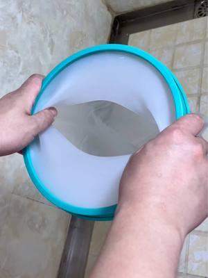 Convenient to take a shower when injured😏#gadgets #coolstuff #coolgadgets #homegadgets #product #shopping #amazonfinds #LearnOnTikTok #tiktokmademebuyit #fyp 