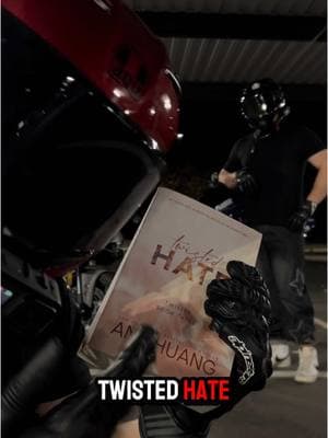 twisted HATE, a read out loud by a biker @Len 🔹  #bike #biker #biketok #BookTok #smut #booktokgirlies #masked #bikerboy #darkromance #twistedhate #twistedseries #bookread #bikerboys 