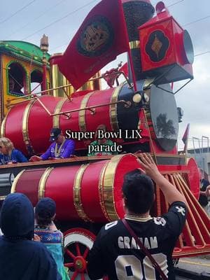 Super Bowl LIX parade was a little tame at the beginning of the route haha! 🏉 #SuperBowl #superbowlix #neworleans #frenchquarter #superbowlparade #neworleanspasta 