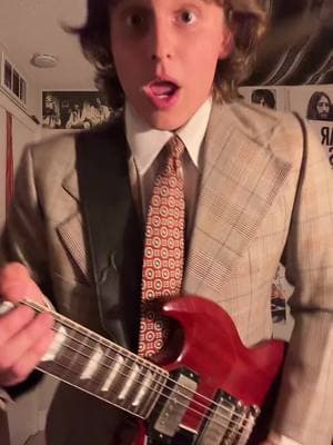 Here is Don’t Stop Me Now by Queen! #fyp #guitar #queen #brianmay #freddiemercury #70s 