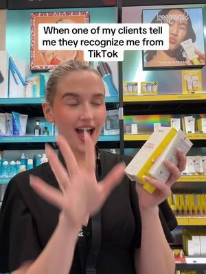 Literally not famous, but I’m always shocked when people say they follow me🤭  ⚠️I FILMED THIS AFTER I CLOCKED OUT FOR THE DAY  #relateable #sephora #sephoraemployee #sephorabeautyadvisor #jakeshanesound #tiktokersinthewild 