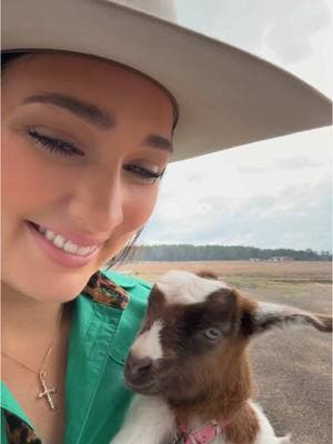 Rodeo goat?! Taffy says yes #goat #bottlegoat #rodeo #cowgirl 