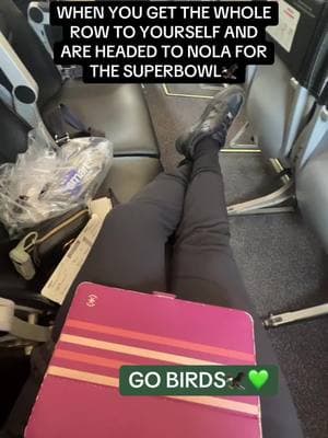 POV: ENTIRE ROW TO MYSELF ON THE PLANE AND HEADED TO NOLA TO SEE THE BIRDS WIN🦅💚 #nola #neworleans #gobirds #flyeaglesfly #planes #row 