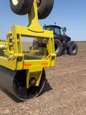 Deutz Fahr 8280 Tractor pulling a Degelman LRX51 Landroller #farmhandmike #deutz #deutzfahr #tractor #farm 