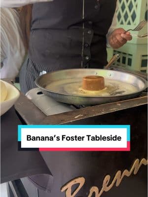 Banana’s Foster TABLESIDE and History in New Orleans!! #neworleansfood #brennans #neworleansrestaurants #frenchquarter #SuperBowl #nola #neworleansthingstodo #bananasfoster #burbonstreet #fyp #dessert #chiefs #eagles #louisiana #usa #tableside 