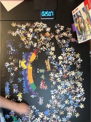 300 piece zoom contest! I got 185/196 @Jonathan Cluff  #speedpuzzling #puzzle #jigsawpuzzle #puzzles #timelapse #competition #jigsawpuzzles 