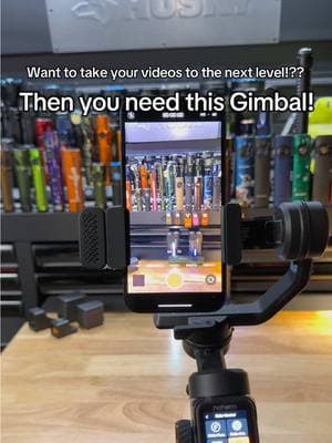 Are you ready to take your content and videos to the next level!?? Then this gimbal from #hohem is exactly what you need! #gimbal #videoquality #videoproduction #content #contentcreator #contentcreators 