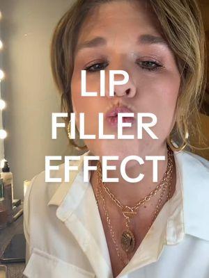 Lip filler like effect without the needle? Sign me up! #lipplumper #lipflip #lipfillereffect #drylips #lipwrinkles #liplines #skinn #womenover40 #womenover50 #genxwomen #tiktokshopskincare #tiktokshopcreatorpicks #spotlightfinds #newproduct @SKINN Cosmetics 