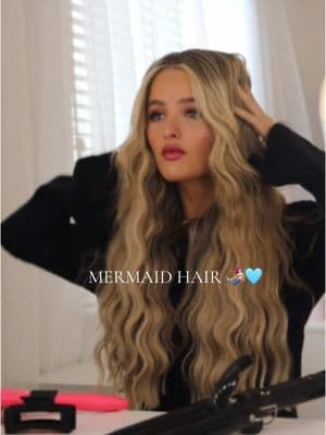 apologies for half the video being out of focus 🫣 #mermaidhair #crimpedhair #intermixwefts #utahextensions #utahcontentcreator 