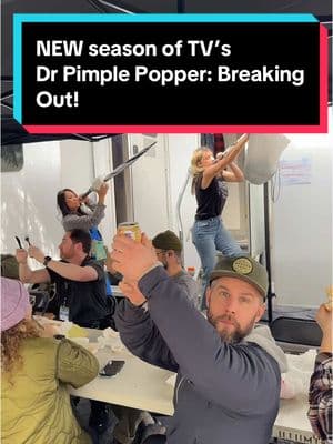 How we do LUNCH with TV cast and crew of Dr Pimple Popper Breaking Out!  NEW SEASON @LifetimeTV & @hulu in April !! Are you excited? #drpimplepopper #breakingout 