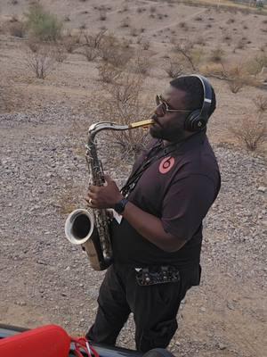 Testing out my new metal mouthpiece with a synthetic signature cut reed by Legére. I think the Beats Pills also help with the audio balance as well, as I was able to hear both the music and sax clearly in the video without editing. #tech #musician #beatspill2024 #saxophone #jazz #fyp #fypシ 