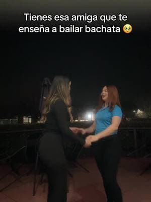 No critiquen que estoy aprendiendo ok 🥺 @yolibeeth #viraltiktok #bachata #amigas🤞🏻💕 #honduras🇭🇳 #fypシ゚viral #viral #fypシ #working #meseras 