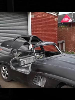 Transforming an old SLK32 into a 300SL Gullwing with its legendary gullwing doors. #build #building #construction #contructionworkers #restoring #slk32 #300sl #gullwing #300slgullwing 