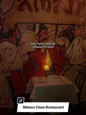 super chic French-inspired restaurant in SoHo. The Mistinguett and Linguine à la Truffle are non-negotiable >> #newyork #frenchcuisine #soho #nyceats #nycdining #maisonclose 