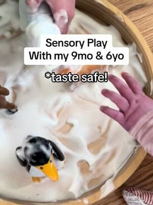 Here’s a taste safe idea for your baby AND kindergartener! They would rate it a 10/10 #kidsactivities #sensoryplay #toddleractivities #preschool #babyactivities #kindergarten #tastesafe #tastesafesensoryplay #babyplayideas 