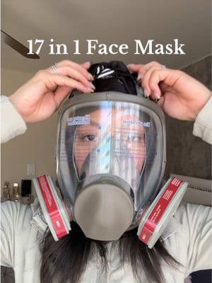 If you don't have a gas mask in your emergency kit, you need one ! // #gasmask #emergency #survivaltips #survivalskills #survivalkit 