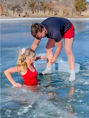 I really tried to be all strong and independent in this one😅 no shame in needing a man😚 #SuperBowl #sunday #football #ice #icequeen #icebath #coldplunge #daily #funny #frozen #lake #frozenlake #cold #snow #winter #hubby #couple #couplegoals #dayinthelife #husband #husbandandwife #wifey #strong 