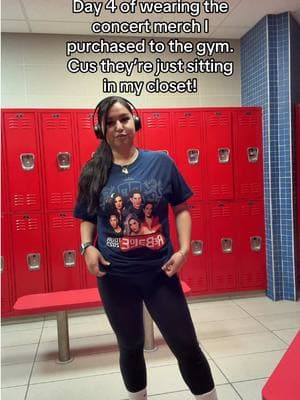 Rebelde was my first concert ever when I was 10 😭❤️ Also, Roberta shaped me into the woman I am today 😂🥰  #fy #fyp #gym #gymfit #merch #concertmerch #rbd #rebelde #roberta  