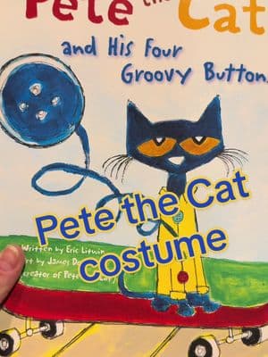 Currently rocking in my school shoes! 👟#storybook #petethecat #costume #storybookcharacter #storybookdressup #costume 