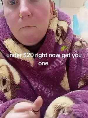 #snuggie #blanket #warm #Coldweather #tryit #Love #sloths #TikTokShop #tiktok #fypシ #fypage #fypシ゚viral #fyp #viralvideo #viraltiktok #getitwhileitsonsale #under20 #