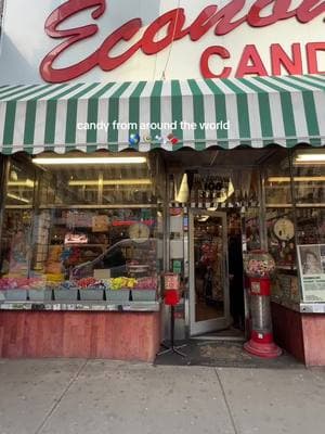 📍economy candy  highly recommend! #candyfromaroundtheworld #candylover #candystore #candyconnoisseur #PlacesToVisit #placestogo #placestogoinnyc #funplacestogo #placestovisitnyc #thingstodo #thingstodoinnyc #nyc #economycandy 