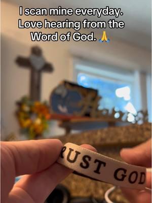 #christiantiktok #bracelet #christianbracelets #trustgod #godisgood #faith #bibleverse #amen #fyp #foryoupage #contentcreator #TikTokShop #yappy 