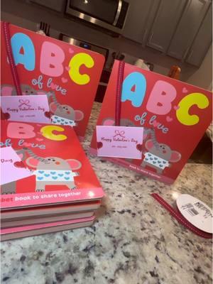 Valentines goody for my daughters preschool class 🩷❤️ #valentine #ValentinesDay #valentinesforkids #kidsvalentines #classvalentineideas #valentineideas #preschoolvalentines #MomsofTikTok #diyvalentine #creatorsearchinsights 