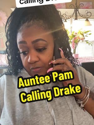 Auntee had to call and check on Drake! #aunteepam #walkingonsunshine #drakeandkendricklamar #SuperBowl #superbowlhalftime 