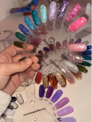 wait for the glitters #nailsoftiktok #nailtech #nailreveal 