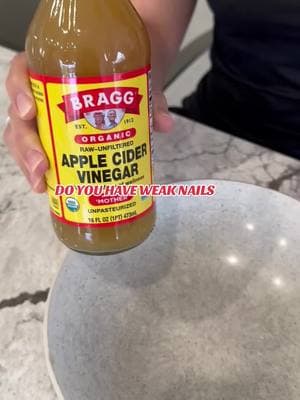 ##acv #nails #manicure #crackednails ##weaknails #nailsbreaking #nailbitting 