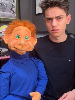 😐🧑🏼‍🦰 #nikolasbushi #christhepuppetking #funny #tiktok #fyp #fy #joke #ventriloquist #viral #lol #cool #fun #like #comedy #university #hehe 