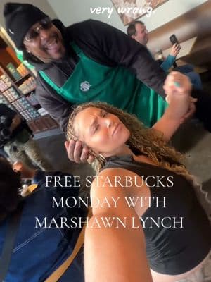 It’s free @Starbucks Monday and Marshawn Lynch was my barista. idk where they found him, but It’s giving he just here so he won’t get fined. 0/10 😂  #neworleans #freestarbucks #starbucks #marshawnlynch 