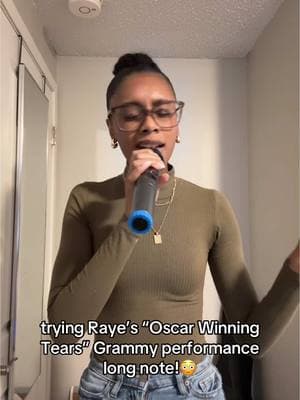 @Raye you are absolutely insane!😮‍💨❤️ #fyp #singing #raye #grammys #oscarwinningtears #cover #belting 