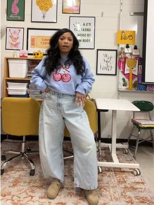 I know the barrel jeans are kinda funny looking but I love them 😂#teacher #teacherlife #teacherstyle #OOTD #outfitideas #OOTD #teachertalk #teacherlife #valentinesoutfit 