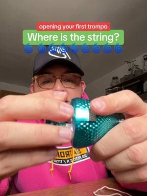 Opening your first Spintop 🌀 #migbee #trompo #spintop #spinningtop #tutorial 