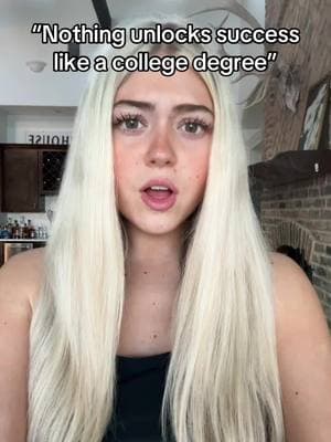 Starting your college journey doesn’t have to be hard 💁🏻‍♀️ do it today! #academicweapon #college #collegebound #applyingtocollege #collegeadmissions #ivyleague #highschool