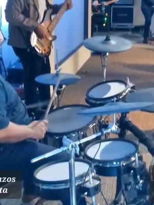 Raul Cavazos baterista #elrey #buenasnuevas #tulohacesbien #dallas #worship #alabanza #alabanzas_cristianas #alabanzaenespañol #spanishworship #dallas 